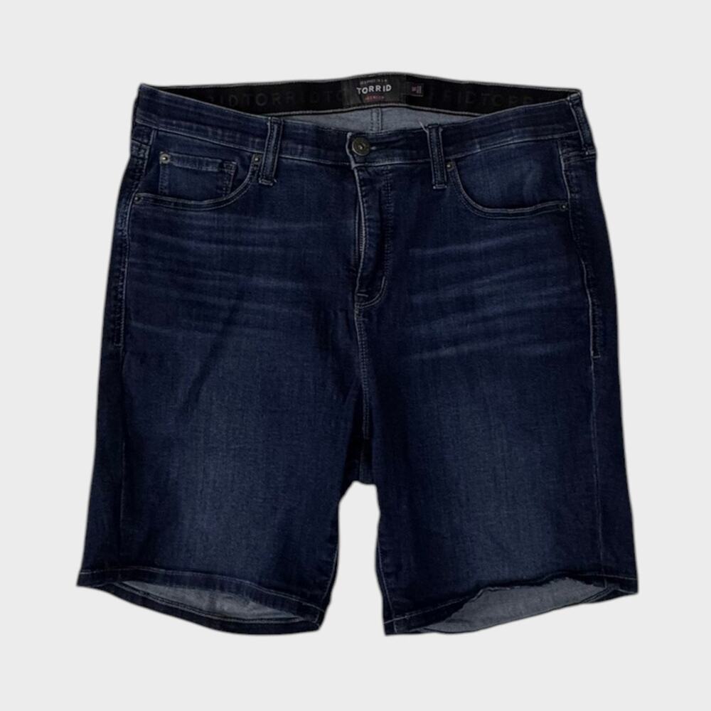 Torrid Premium Blue Denim Shorts Size 16